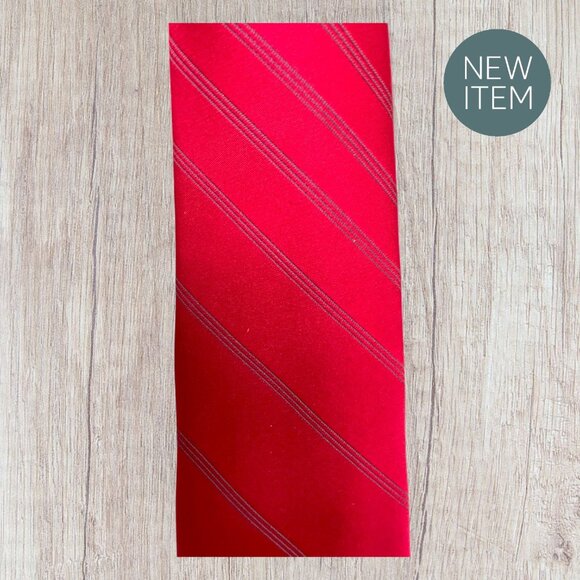 Oscar De La Renta Red Striped Silk Tie Mens Classic Formal Accessory 58" Long - Picture 1 of 14